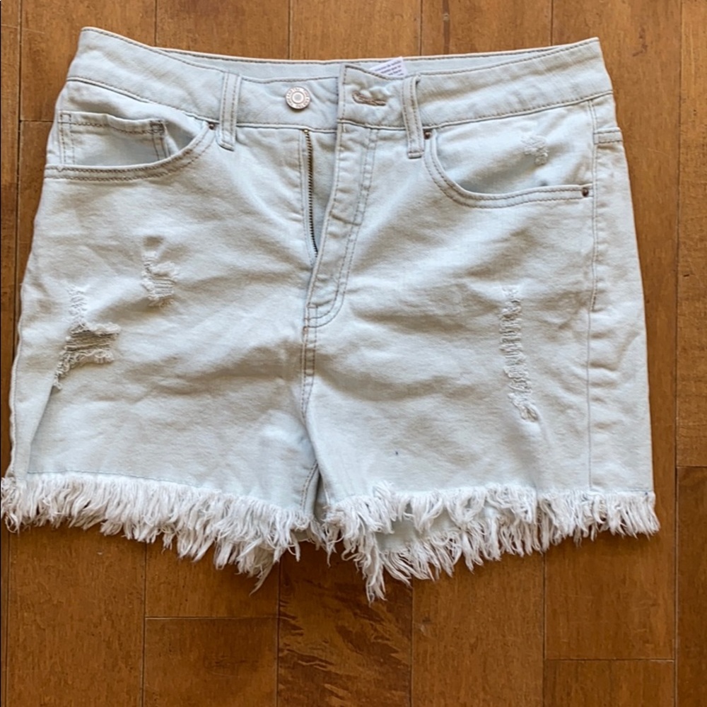 High waisted denim shorts